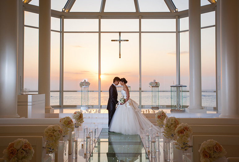 Vancity Real Weddings - May and Timothy´